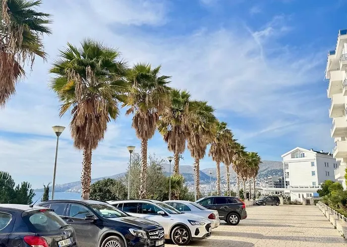 White Coast Daire Saranda